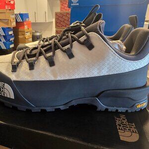 The North Face Glenclyffe Low Shoes Men's Size 11 NF0A8178CO0-110 White Dune NEW